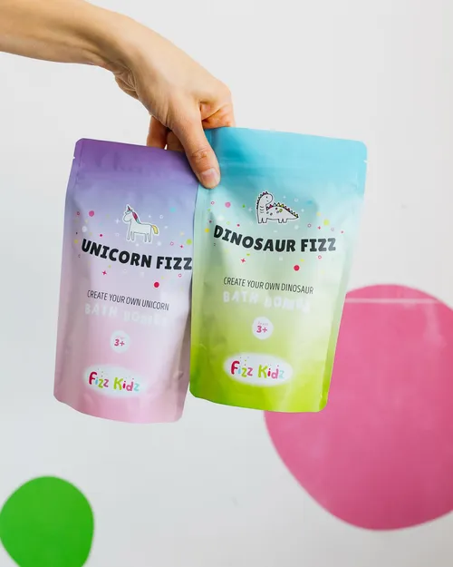The fun doesn’t stop when the party ends—now it comes home with you! Our Take-Home Kits are filled with slime, bath bombs, and exciting activities for even more hands-on fun! Comment or send us a message for more details🎉🎉 #smile #bathbomb #takehomekits #craft #childcare #fizzkidz #createyourown #diy #craftkits