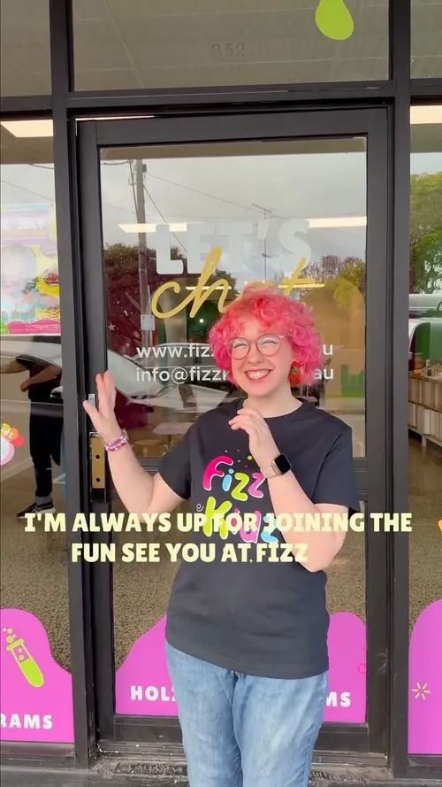 Meet Anastasia!! 🩷🧚‍♀️

How fun (and cool) is she?! With her bright pink hair and even brighter energy, she’s one of your new facilitators at Fizz Kids Geelong, always ready to jump into the fun, whether it’s making bath bombs, creating little masterpieces, or dancing around the room with the kids.

Get ready for creativity, chaos, and a whole lot of joy!! see you at Fizz Kidz