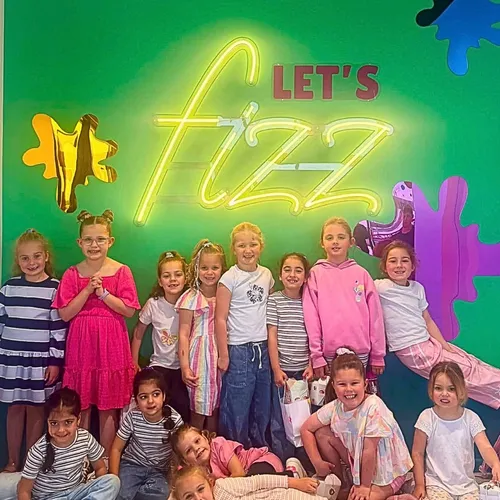 And that’s a wrap on another school holiday program! 🌈

A little look at some of the fun captured at Werribee, Balwyn & Geelong 
& a BIG shoutout to our teams across Cheltenham, Essendon, Kingsville & Malvern too! What a couple of weeks it’s been across all Fizz Kidz studios.

To every little creator who joined us, thanks for making these holidays so much fun. Same time next school holidays? 👀
